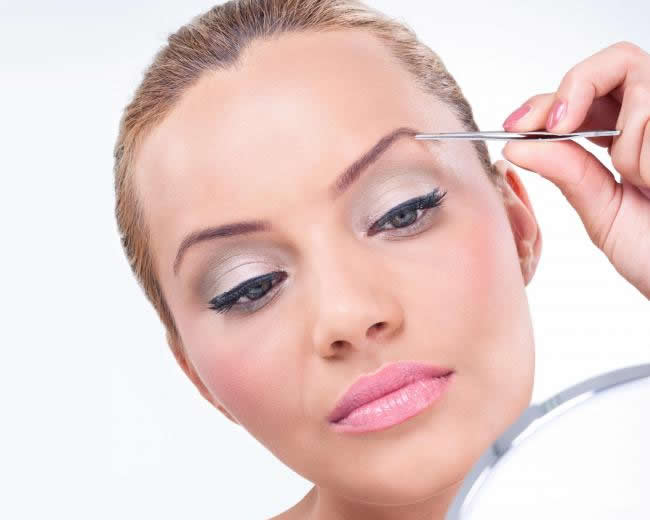 eyebrows shaping cluj